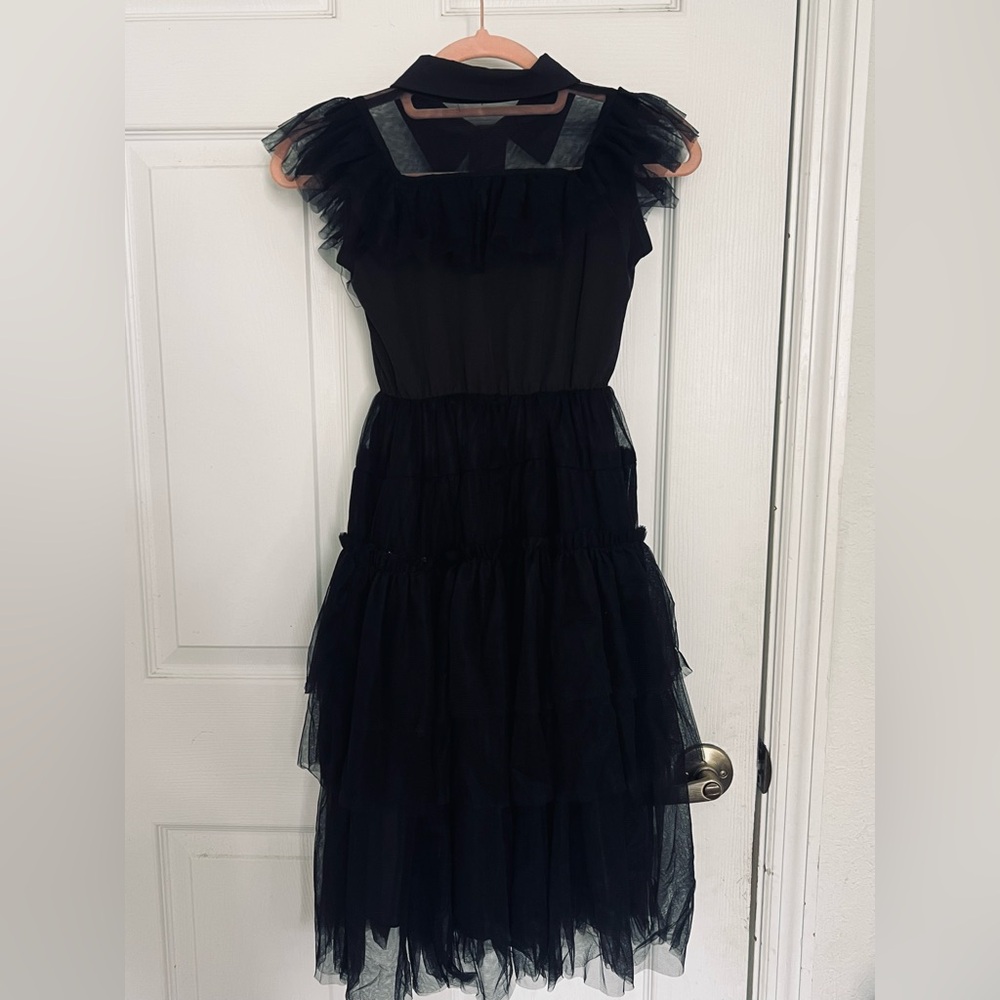 Wednesday Addams Halloween Costume Dress Kids Size 130/Size 6–8  Kids In US - Picture 6 of 7